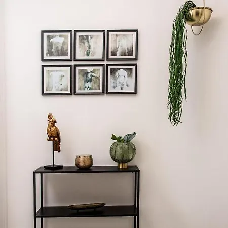 Apartamento The Marble House - Luxury In - Family Nápoles